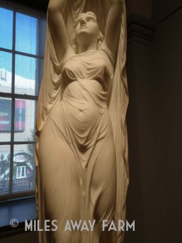 Marble statue, Smithsonian